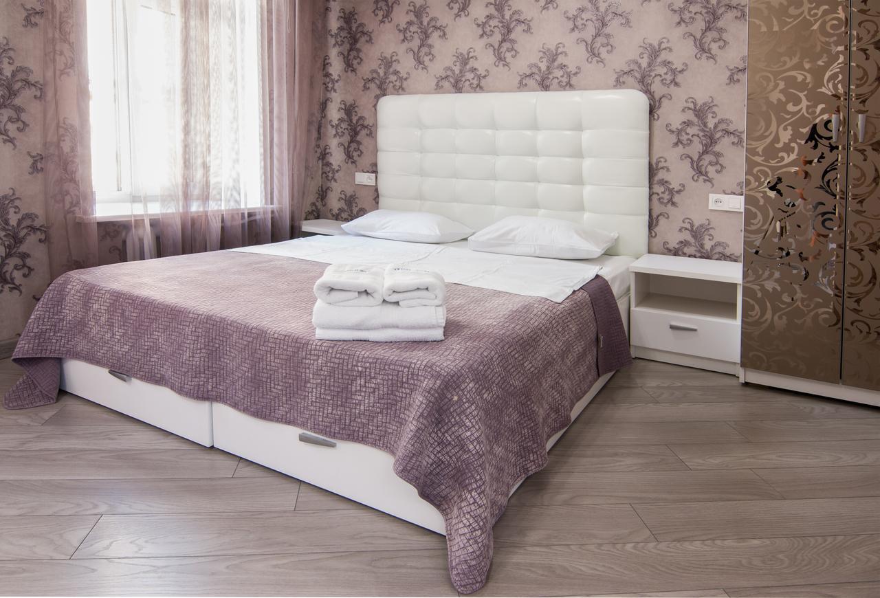 Home Hotel Apartments On Mykhailivska Square - Kiev Ngoại thất bức ảnh