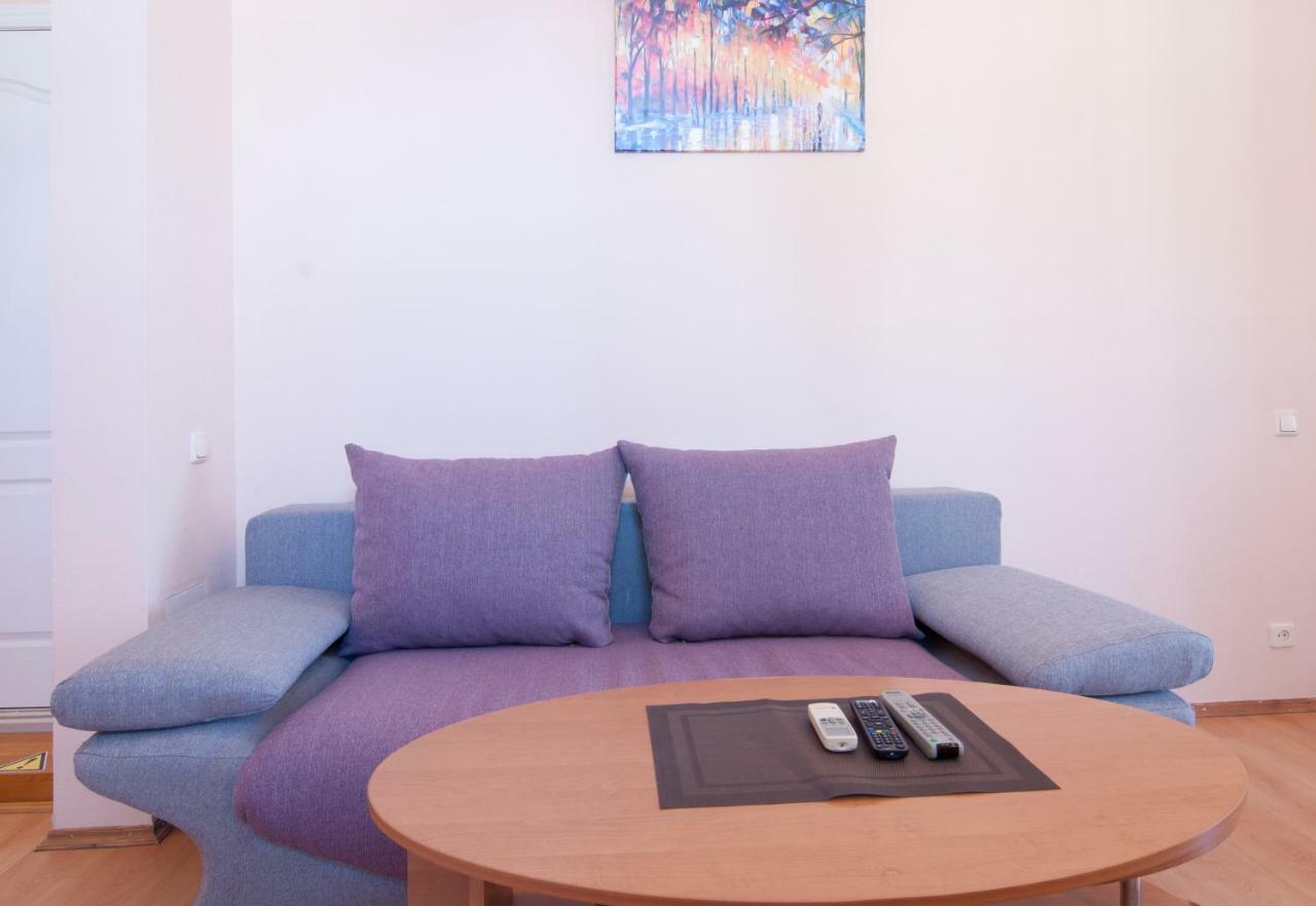 Home Hotel Apartments On Mykhailivska Square - Kiev Ngoại thất bức ảnh